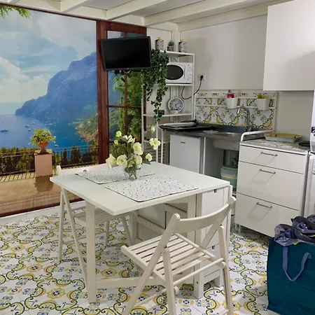 Magiuma House Napels