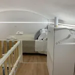 Magiuma House نابولي
