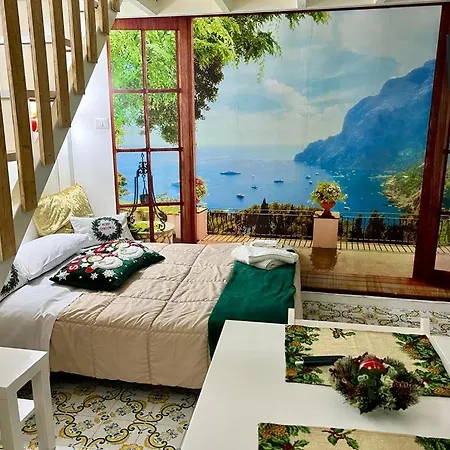 Magiuma House * نابولي
